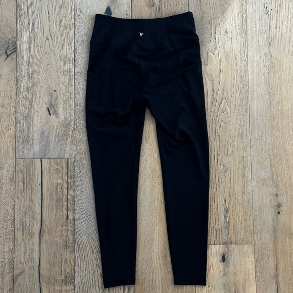 Old Navy Powersoft Black Leggings Pocket High Rise Women Medium Compression - Picture 4 of 7